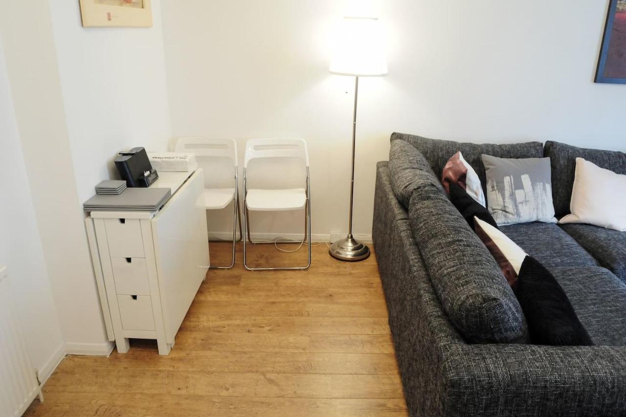 Peaceful And Quiet In A Bustling Appartement